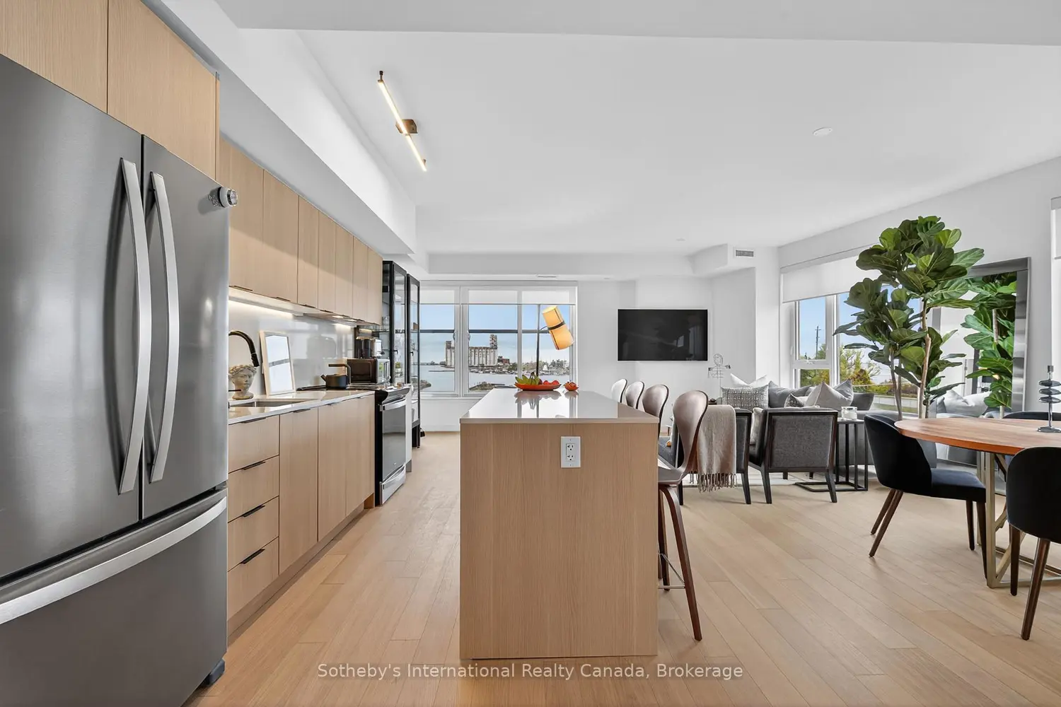 Additional image 7 of 31 Huron Street 224