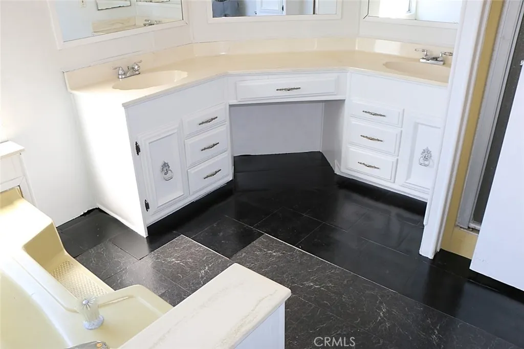 Additional image 16 of 3595 Santa Fe Avenue Unit 19, Long Beach, CA 90810