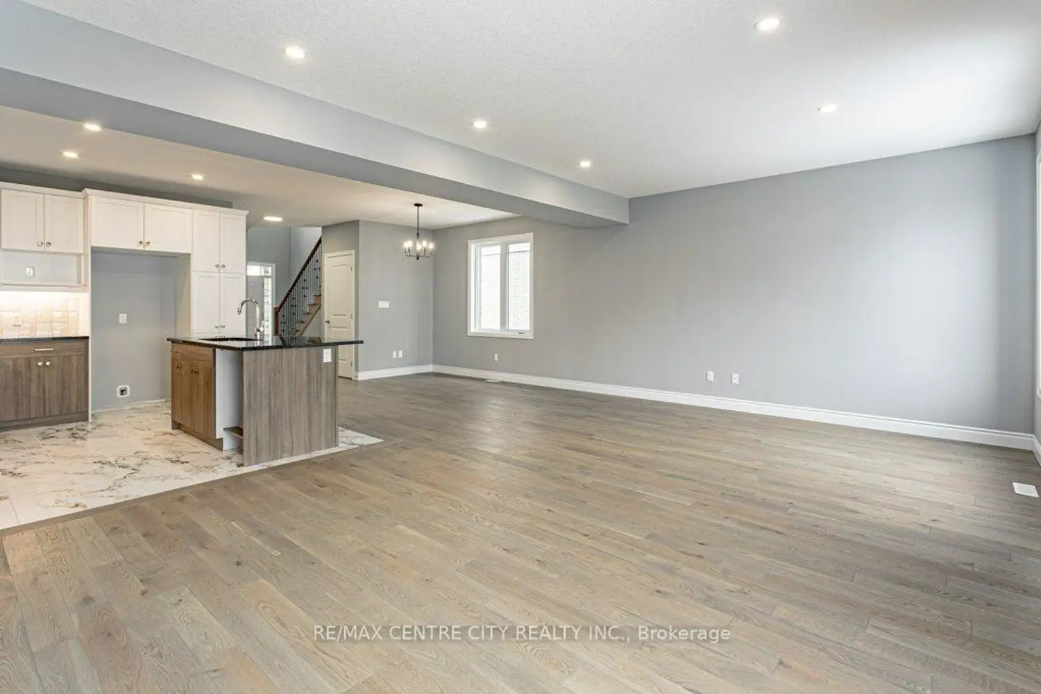 Additional image 2 of 1596 Noah Bend