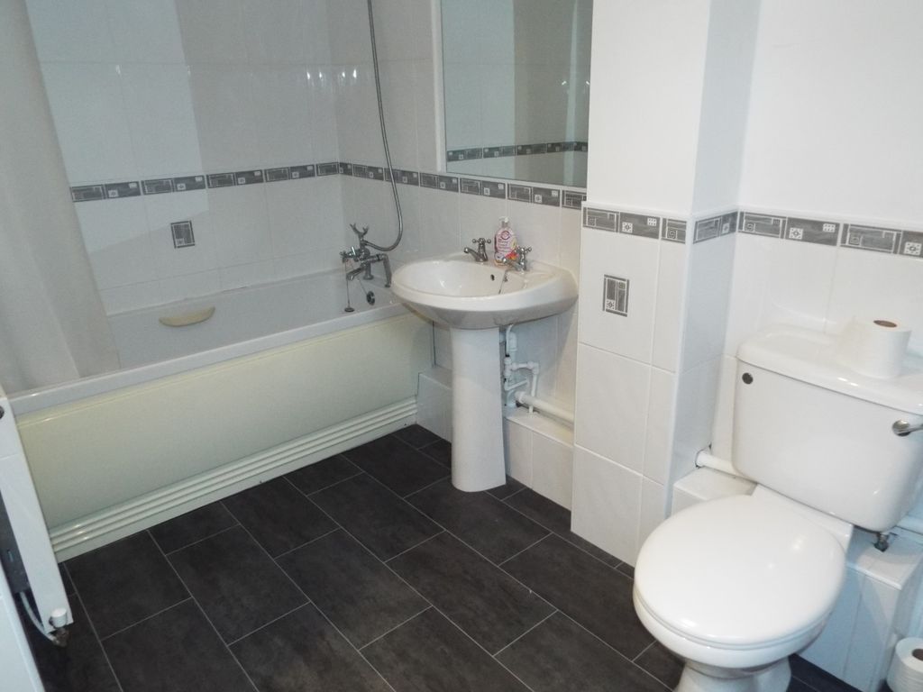 Additional image 13 of 2 bed flat to rentActon Court, Lichfield WS13