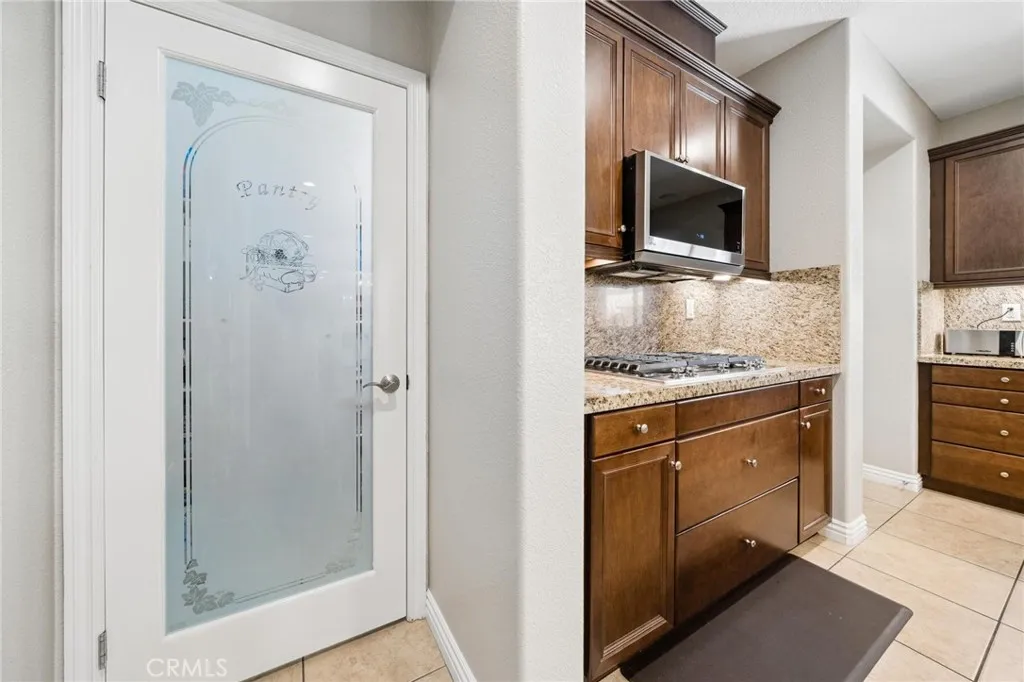 Additional image 71 of 16948 White Pine Way, Canyon Country, CA 91387