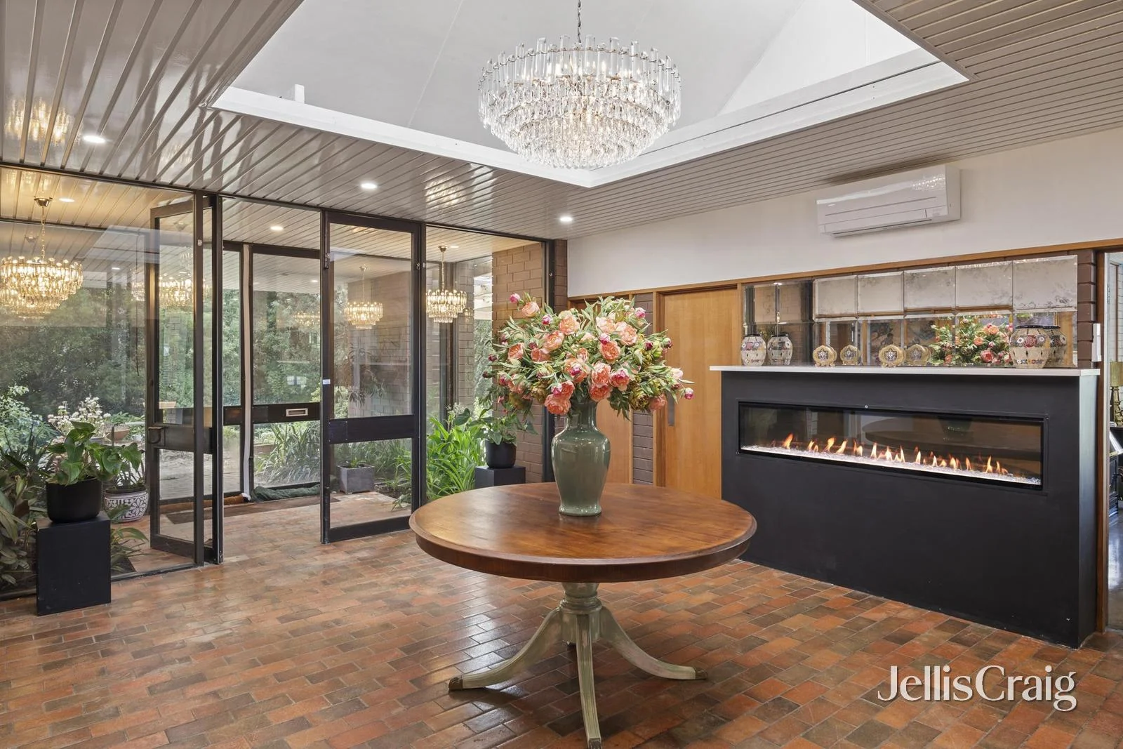 6 Main Road, Beech Forest VIC 3237