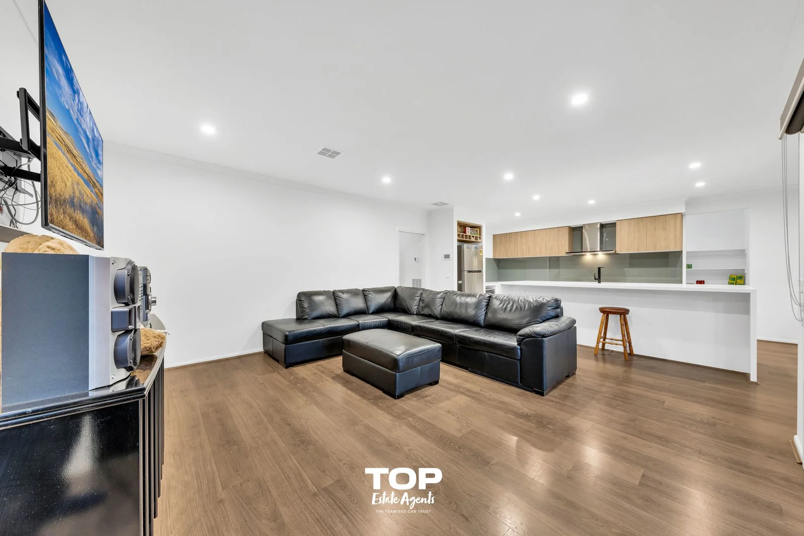 Additional image 14 of 106 Morison Road, Clyde VIC 3978