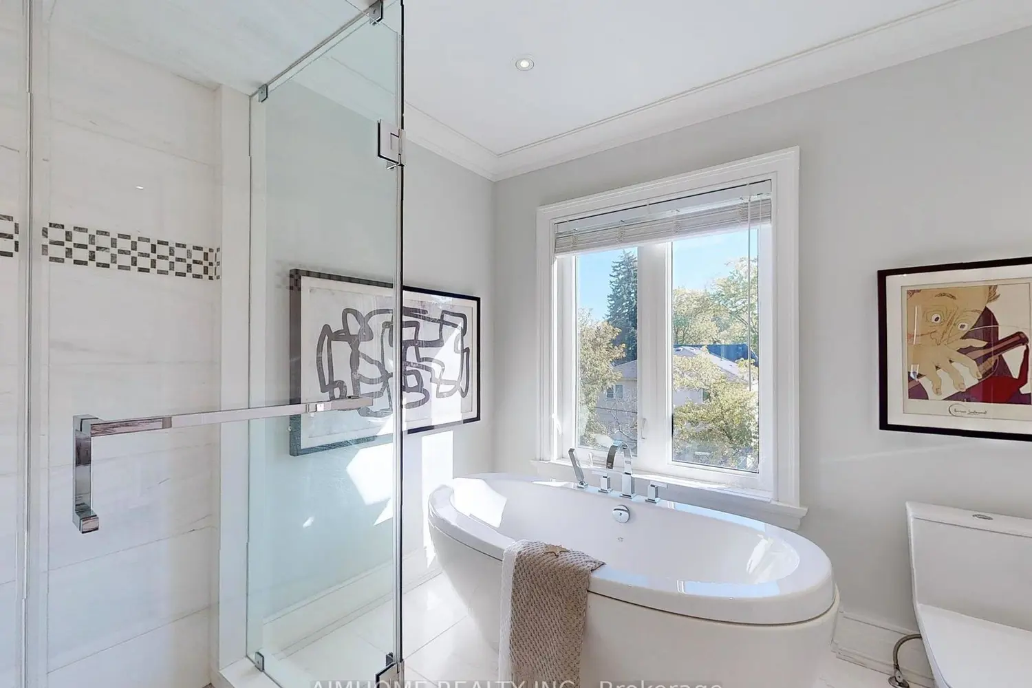 Additional image 11 of 143 Kingsdale Avenue