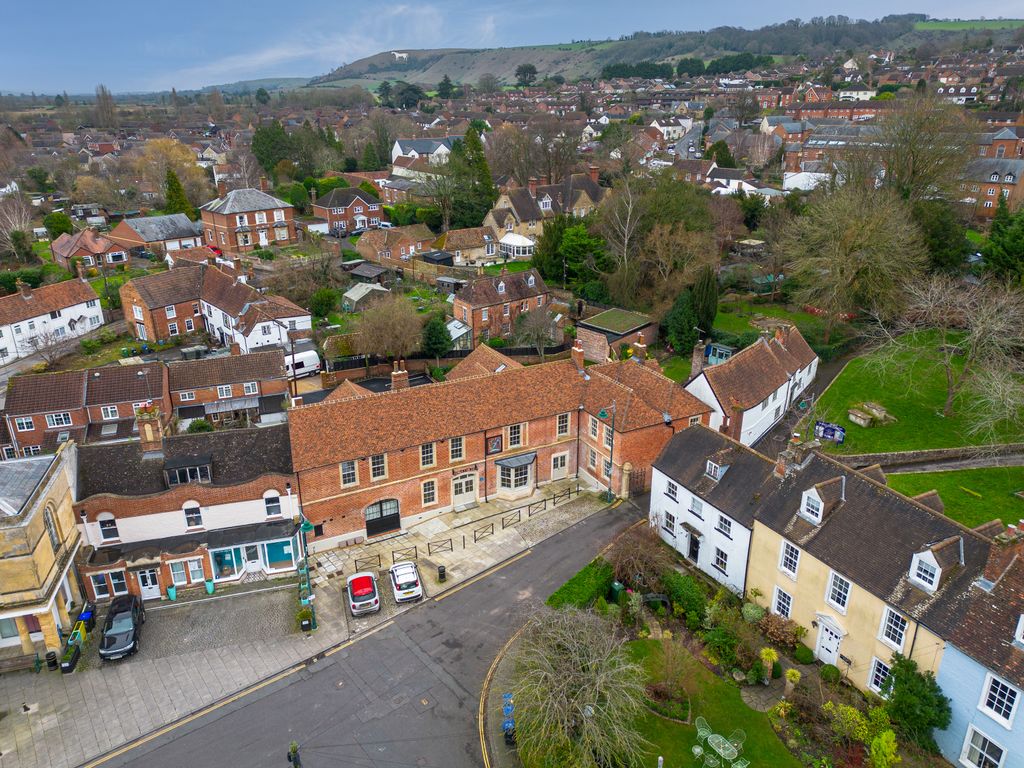 Additional image 20 of 4 bed town house to rentAlfred Street, Westbury BA13