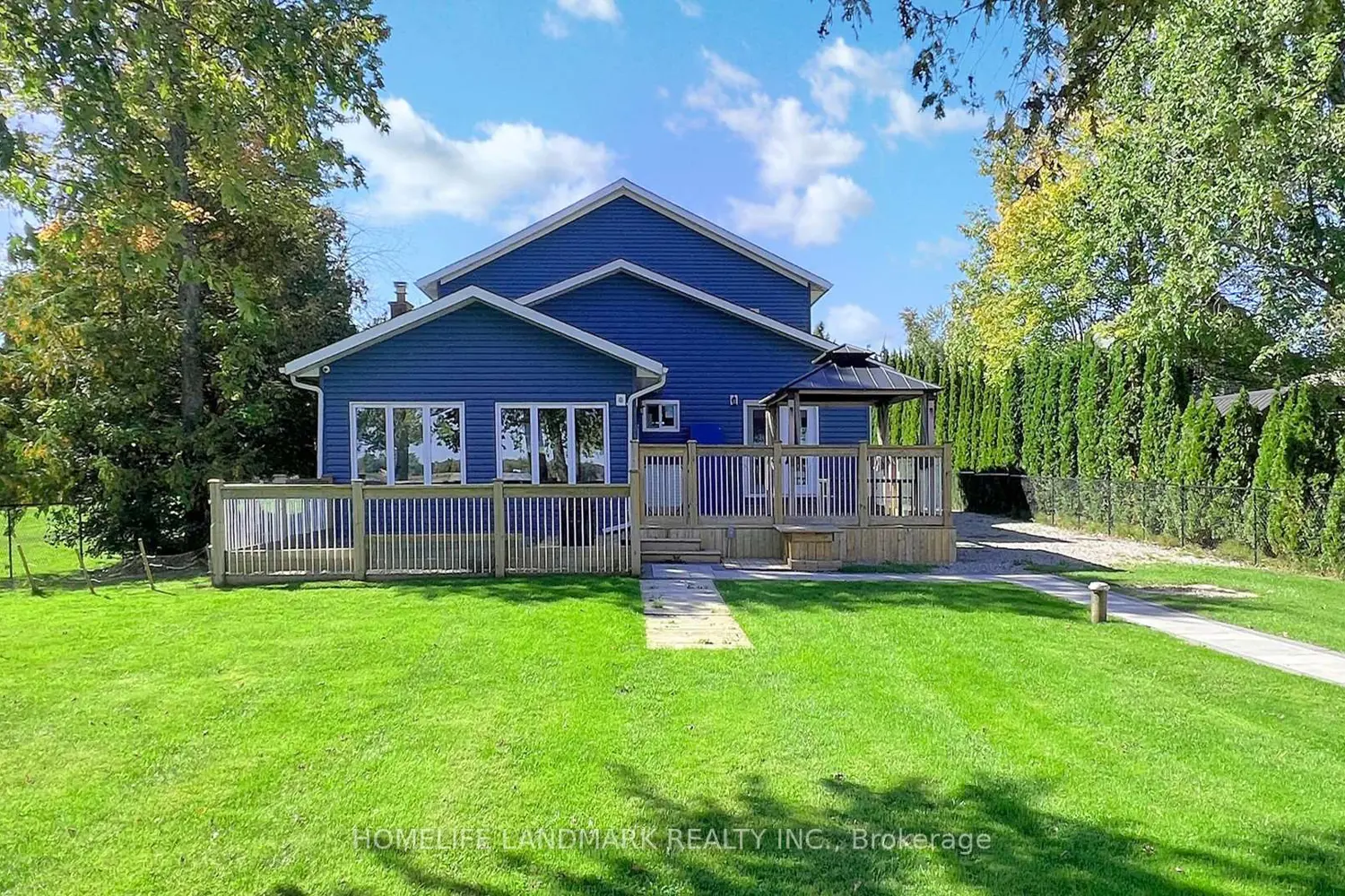 Additional image 18 of 208 Lakeshore Drive