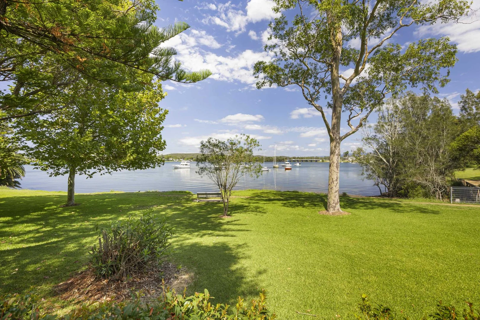 51A Bay Road, Bolton Point NSW 2283