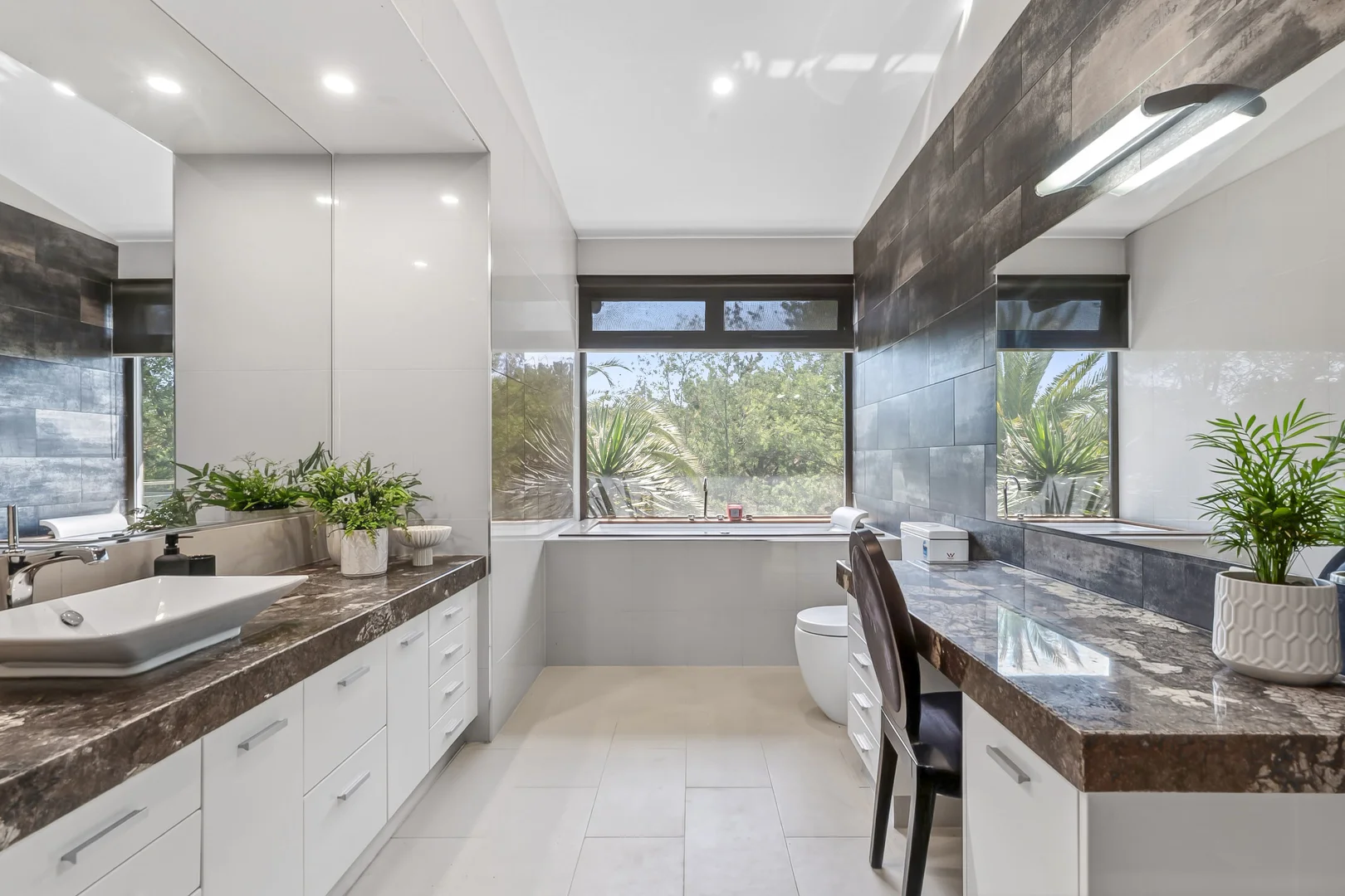 Additional image 18 of 5 Manor Crescent, Highton VIC 3216