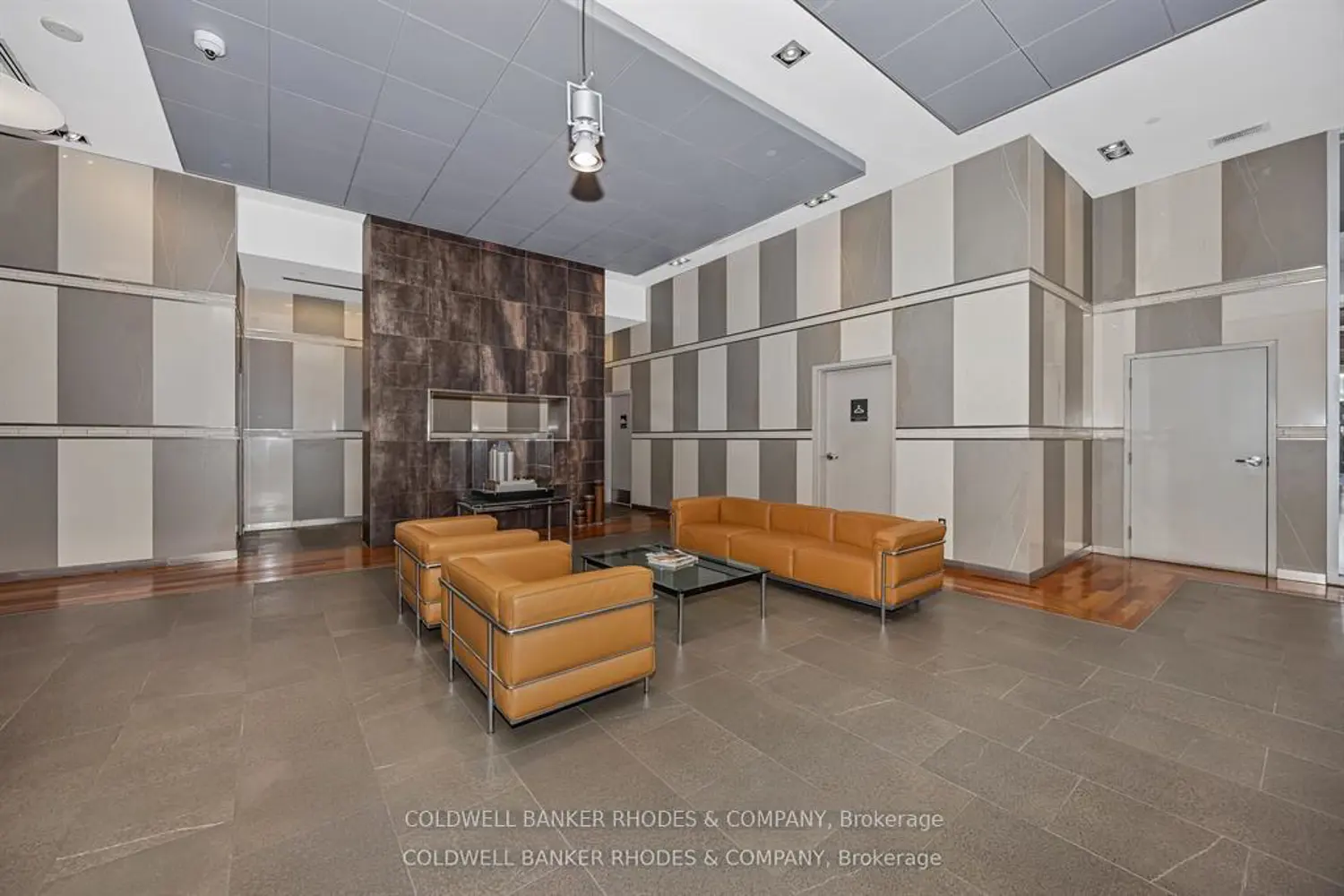 90 George Street 502 photo 2