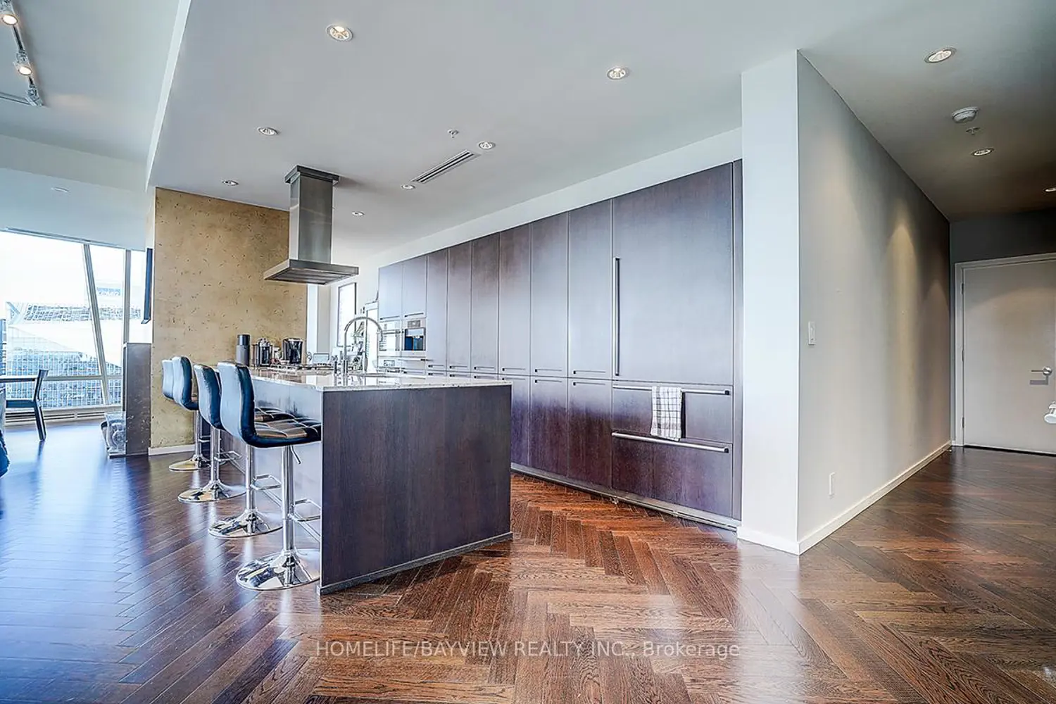 Additional image 4 of 180 University Avenue 5404