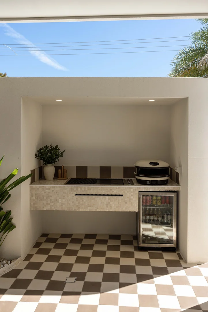 Additional image 10 of 2/72 Tallebudgera Drive, Palm Beach QLD 4221
