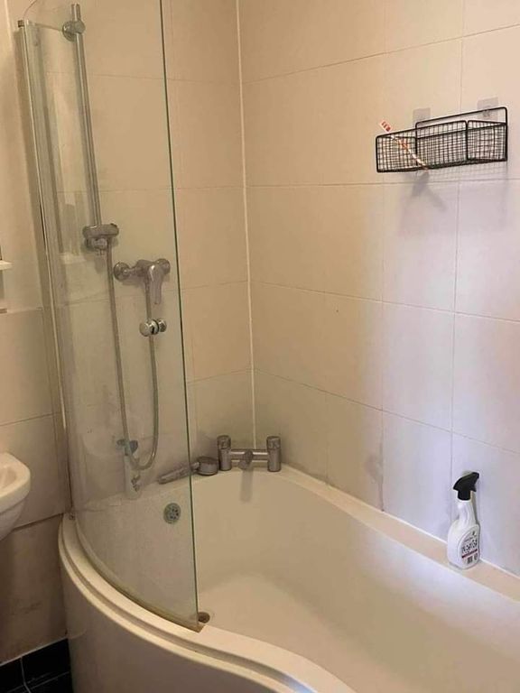 Additional image 8 of 2 bed flat to rentLondon Road, Crawley RH10