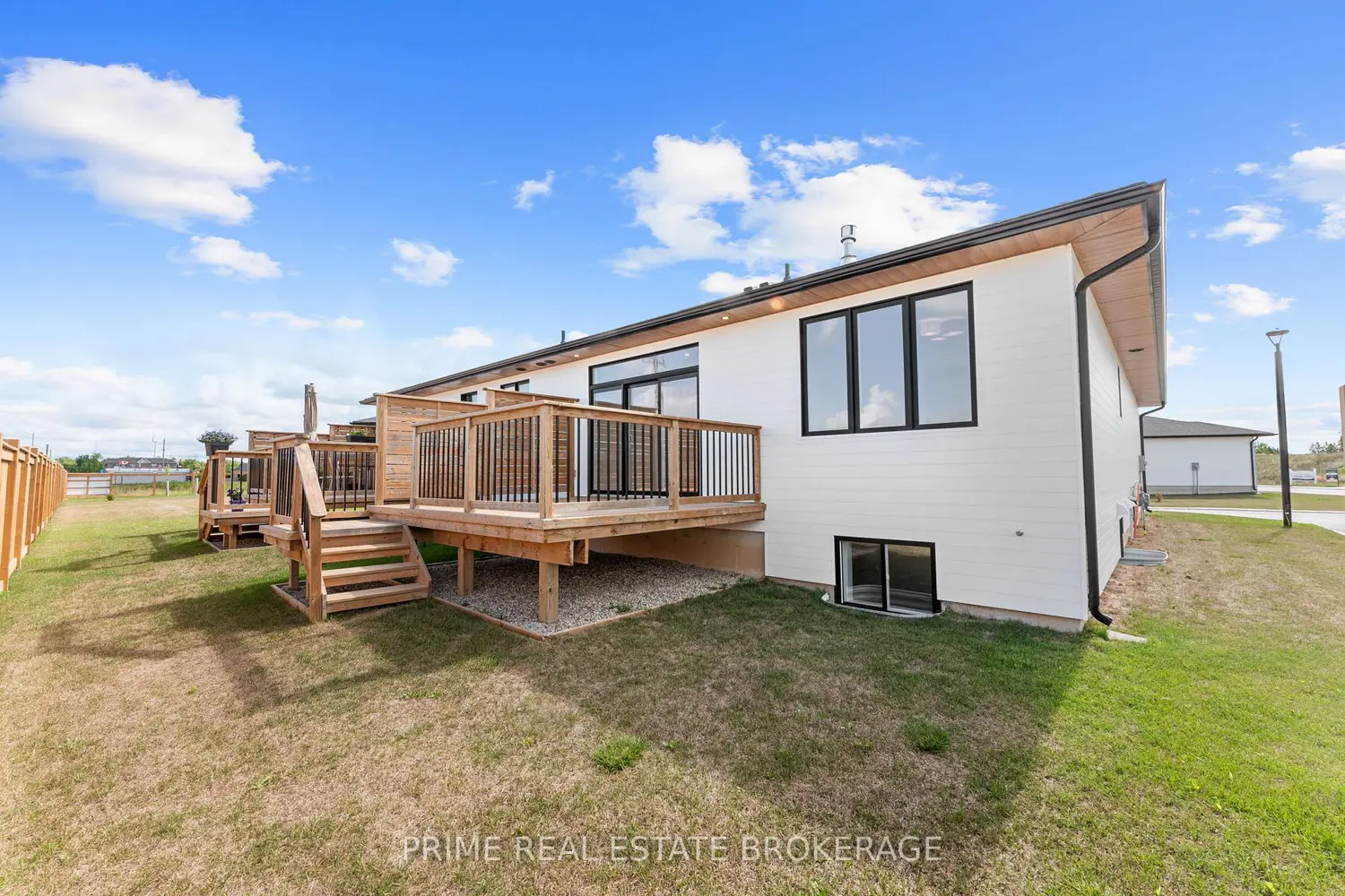 Additional image 16 of 110 Coastal Crescent 1