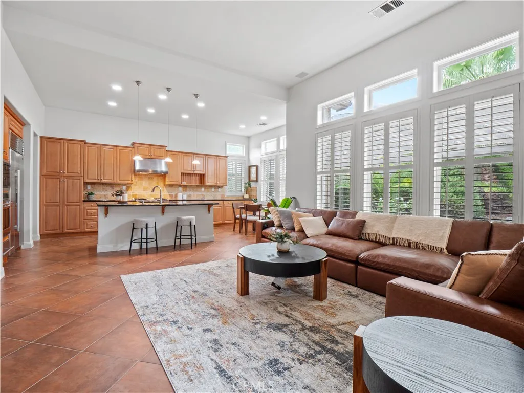 Additional image 6 of 25679 Smoketree Ln, Valencia, CA 91381