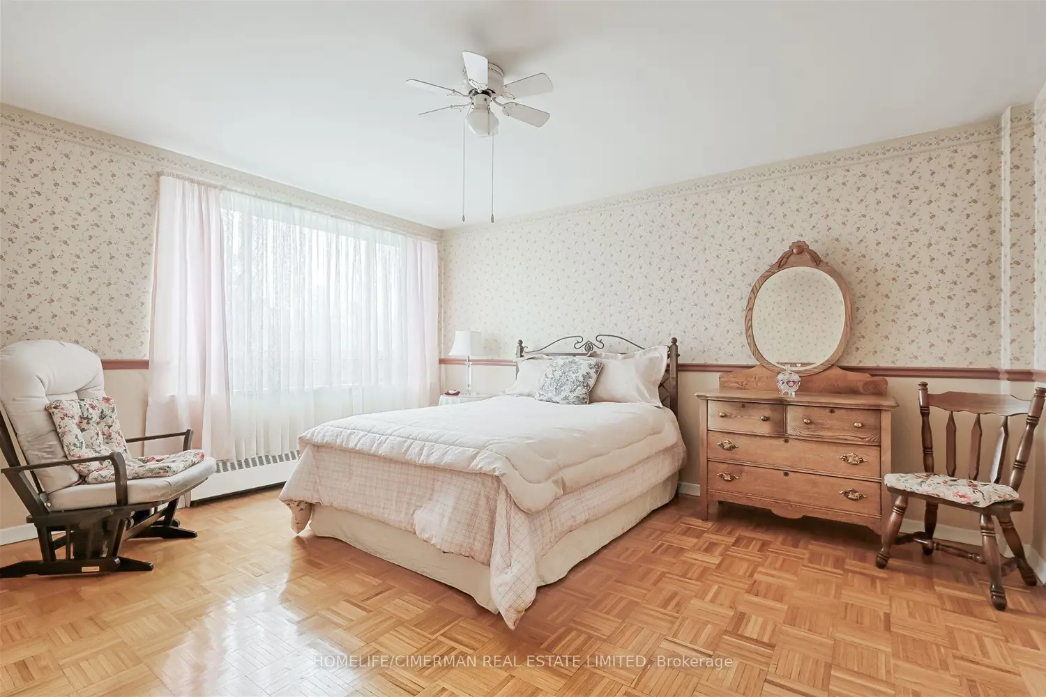 Additional image 12 of 346 The West Mall 309