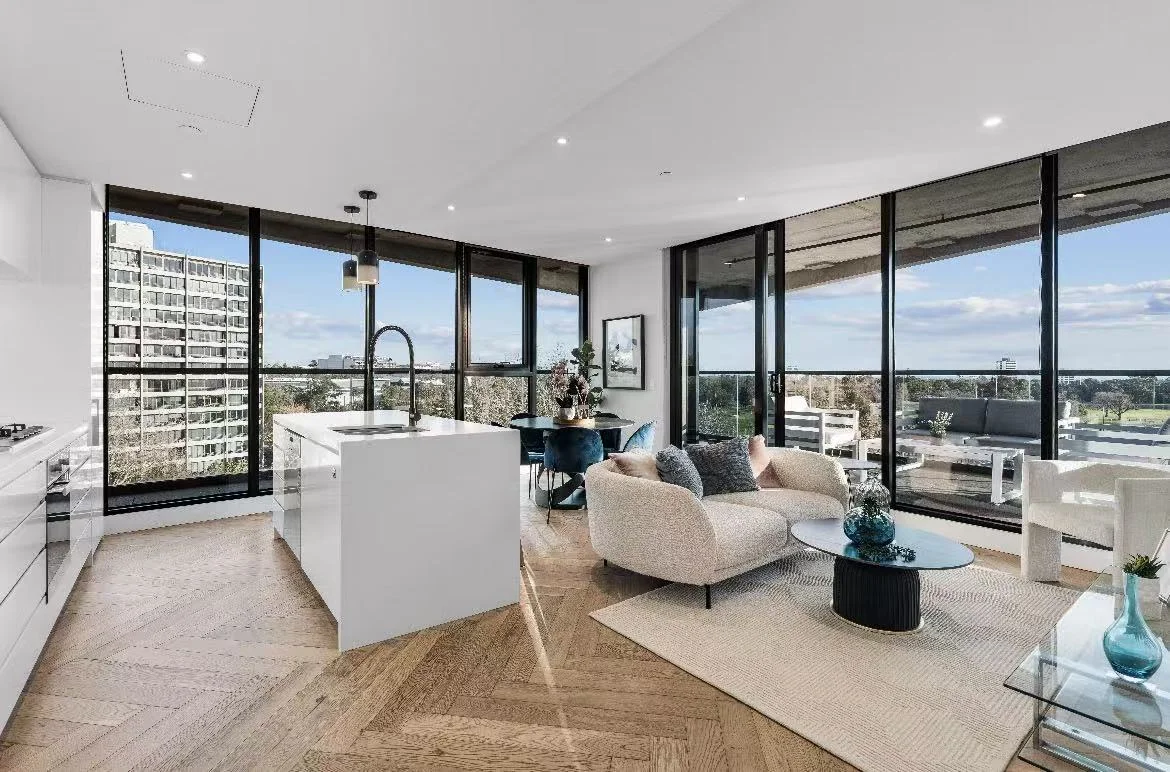 Additional image 2 of 604/77 Queens Road, Melbourne VIC 3004