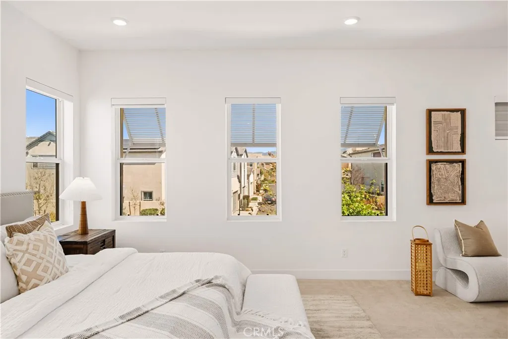 Additional image 34 of 102 Yugen, Irvine, CA 92618