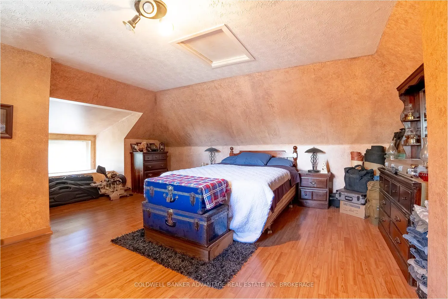 Additional image 5 of 4674 Ryerson Crescent