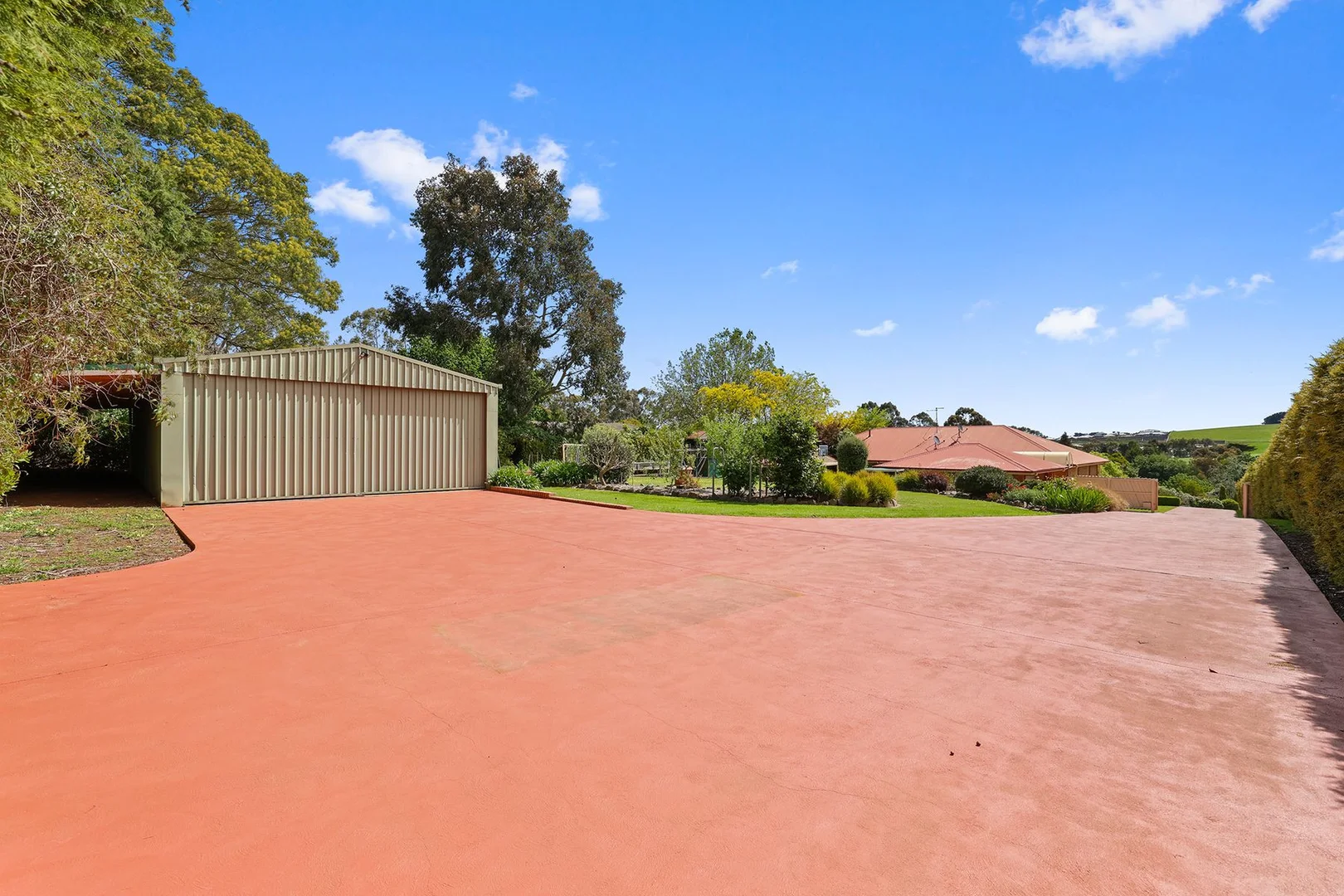 Additional image 3 of 16 Canawindi Drive, Warragul VIC 3820