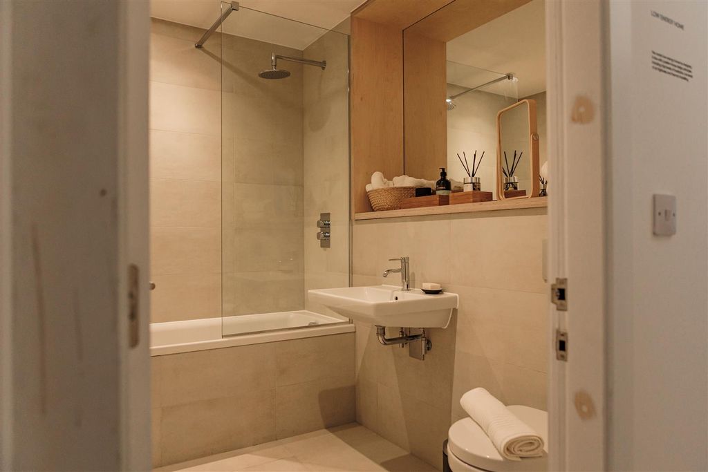 Additional image 10 of 3 bed town house to rentSilk Mill Gardens, Kelham Island, Sheffield S3