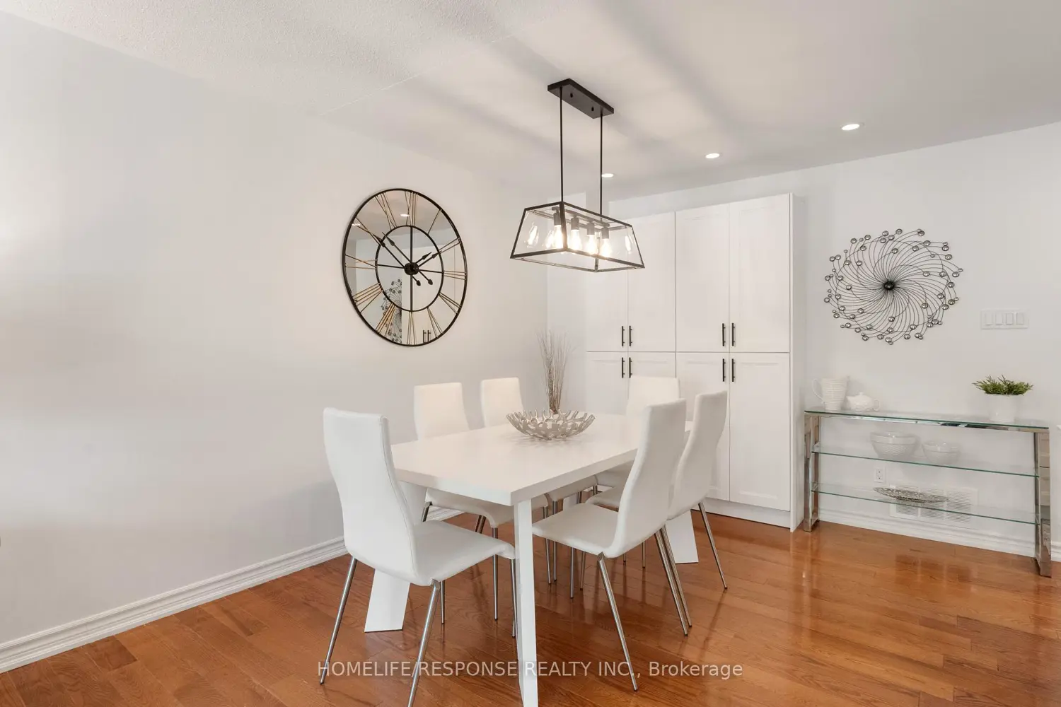 Additional image 6 of 2112 South Millway