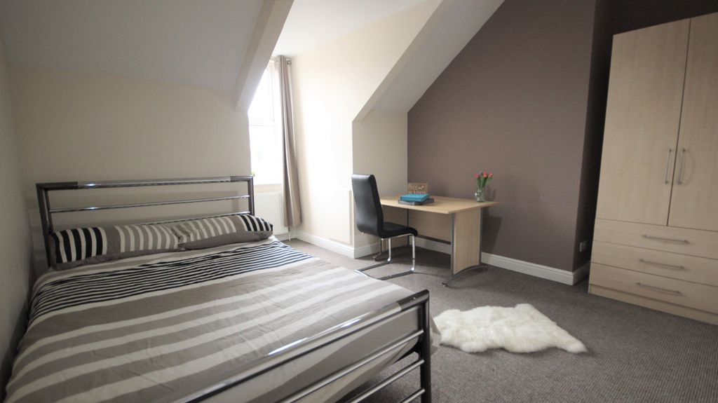 Additional image 6 of 6 bed terraced house to rentStudent Let - 311A Ecclesall Road, Sheffield S11
