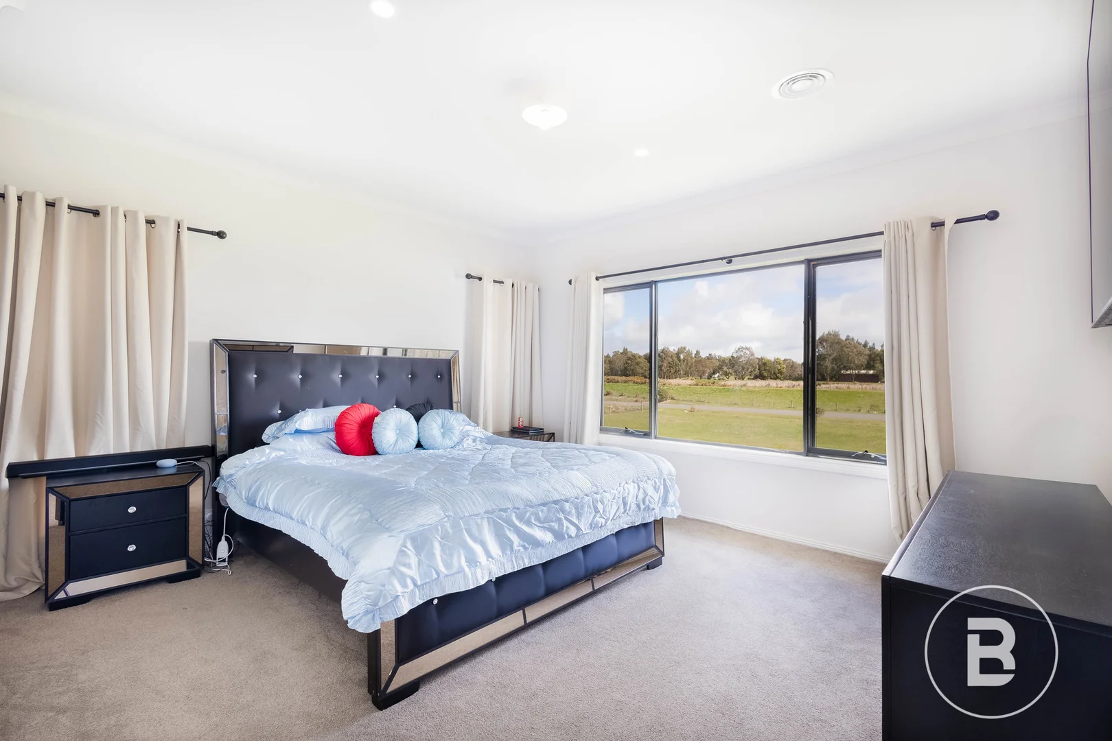 Additional image 16 of 28 Furness Drive, Cardigan VIC 3352