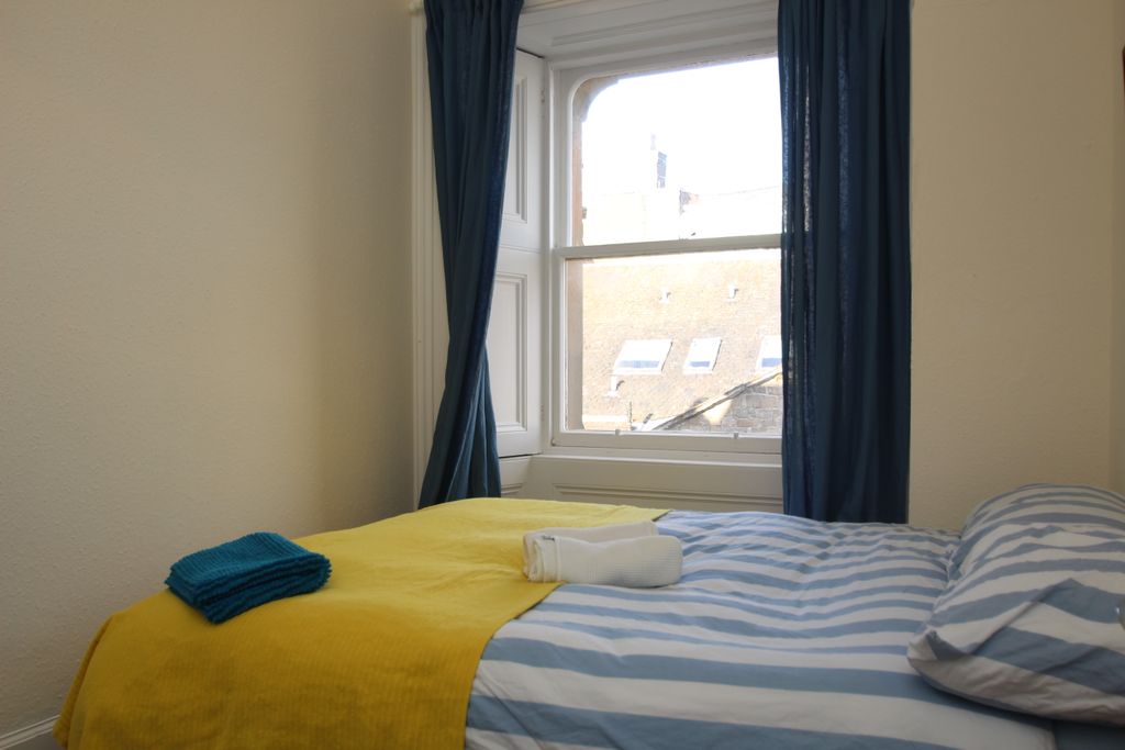 Additional image 7 of 3 bed flat to rentKing Street, Stirling FK8