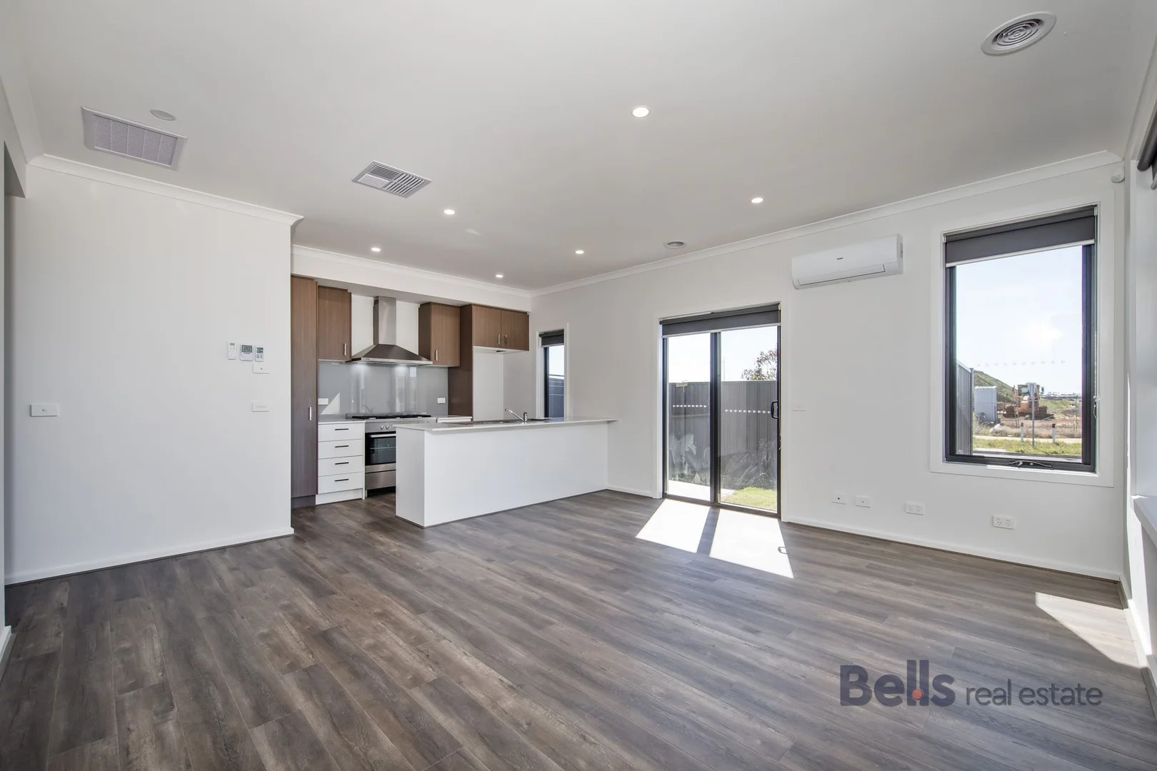 Additional image 3 of 325 Bridge Road, Cobblebank VIC 3338