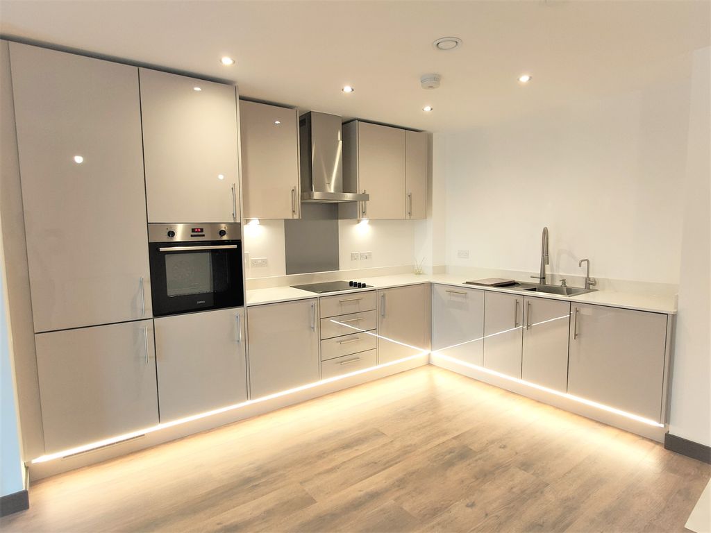 Additional image 2 of 2 bed flat to rentHoughton Way, Bury St Edmunds IP33