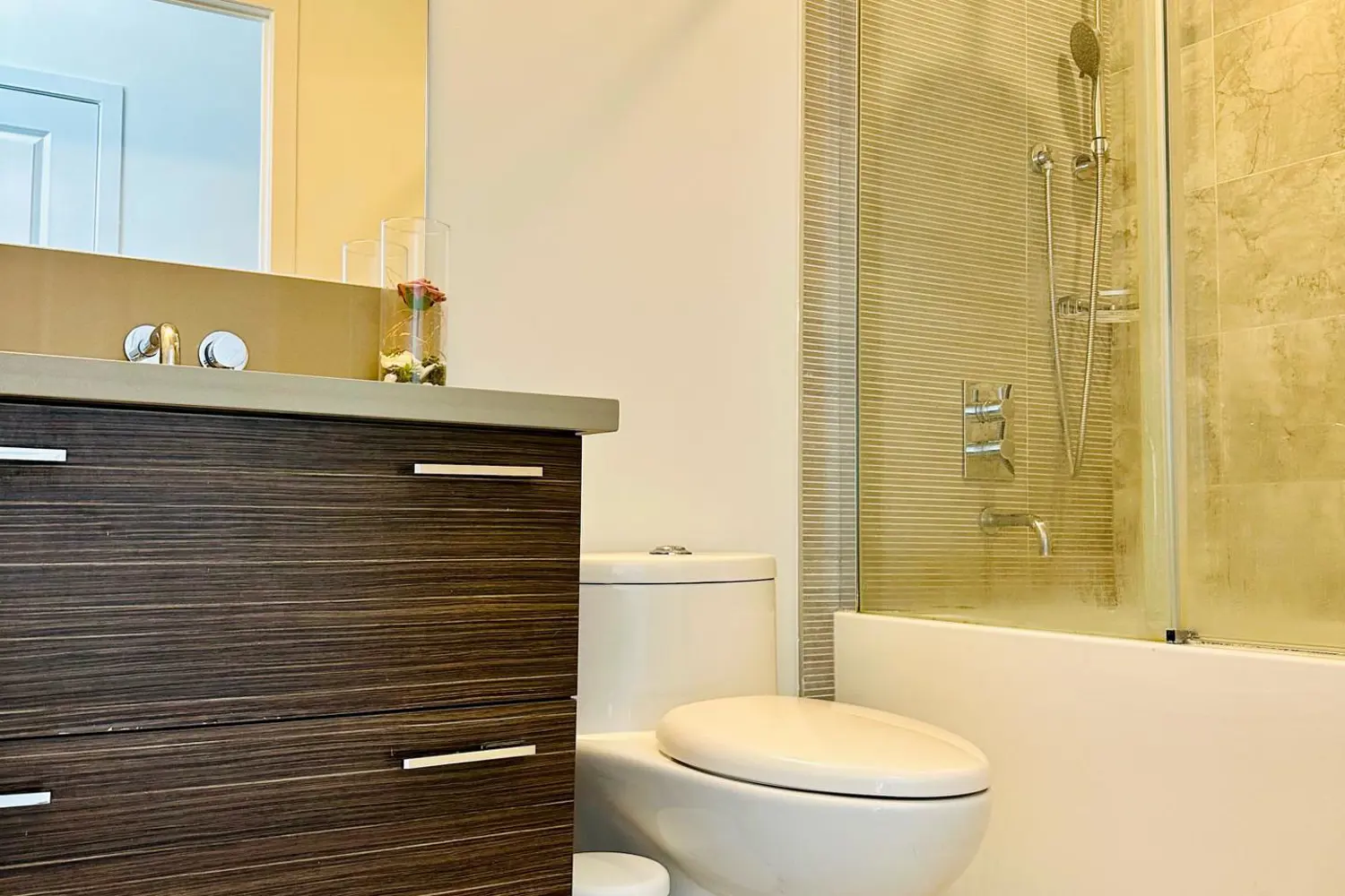 Additional image 10 of 33 Shore Breeze Drive 504