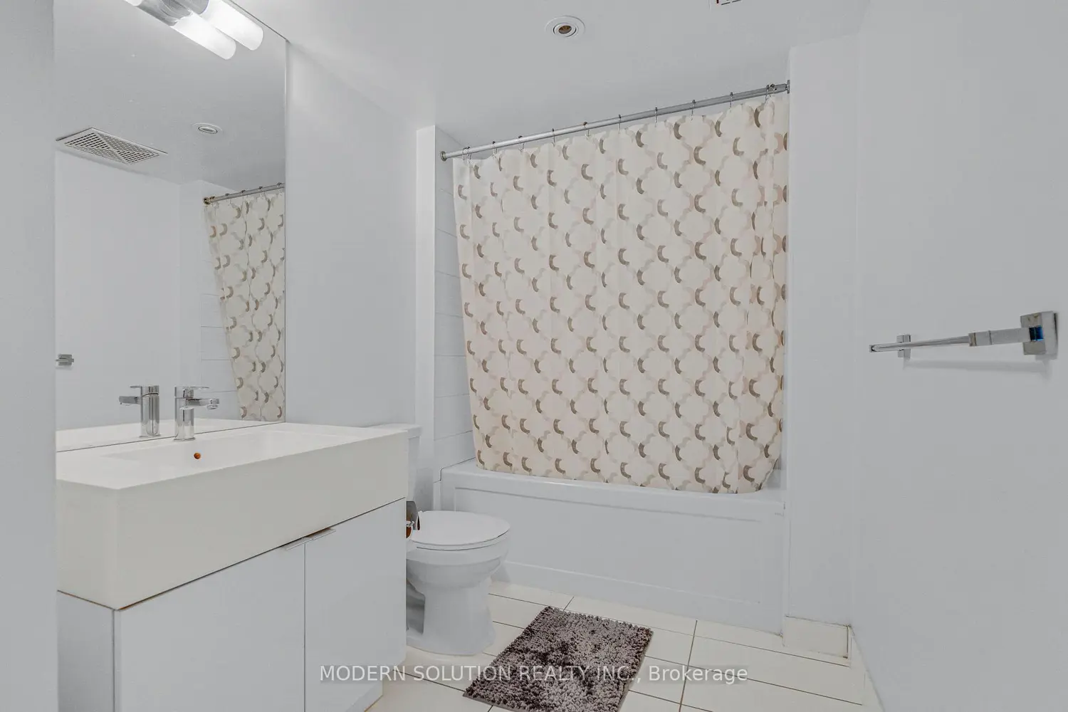 Additional image 12 of 10 Capreol Court 925