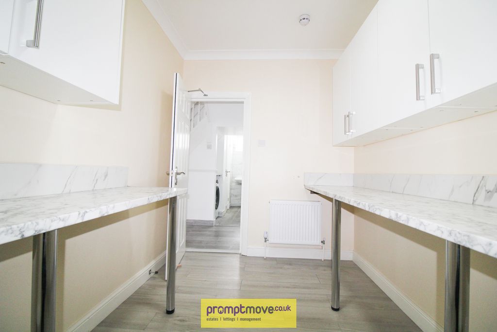 Additional image 6 of 6 bed property to rentStratford Road, Luton LU4
