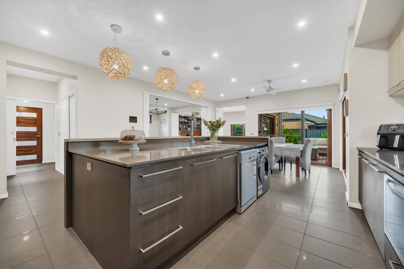 Additional image 6 of 2 Forest Drive, Clyde North VIC 3978