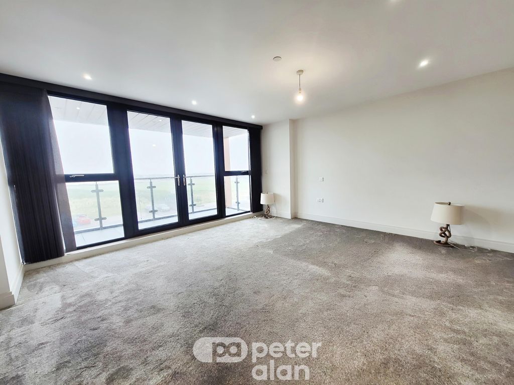 Additional image 9 of 3 bed property to rentRest Bay, Porthcawl CF36