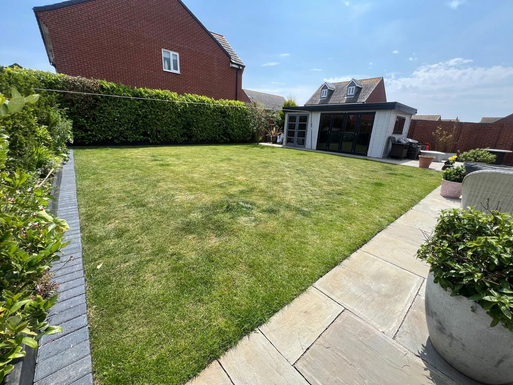 Additional image 24 of 4 bed detached house to rentSaltwick Gardens, Whitley Bay NE25