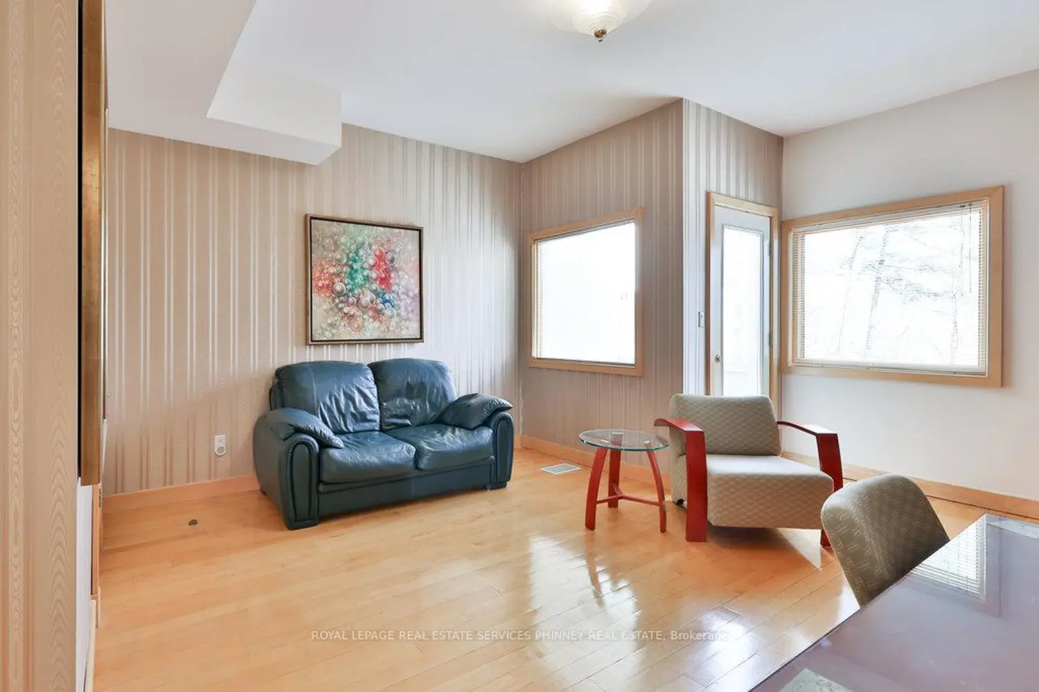 Additional image 13 of 937 Whittier Crescent