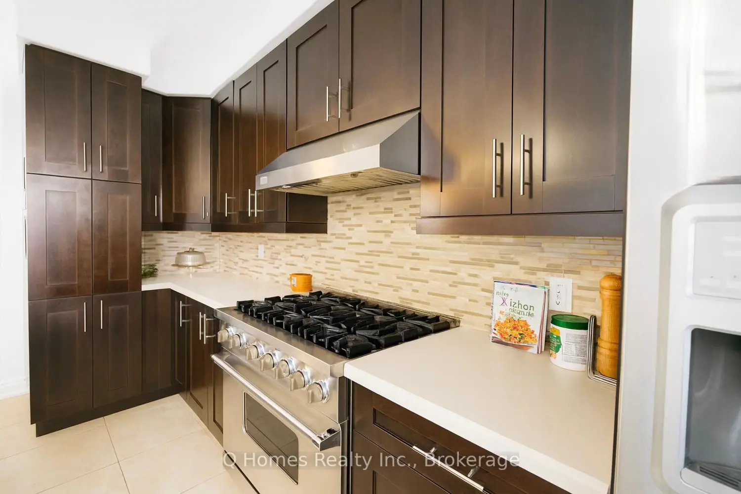 Additional image 11 of 33 Graihawk Drive