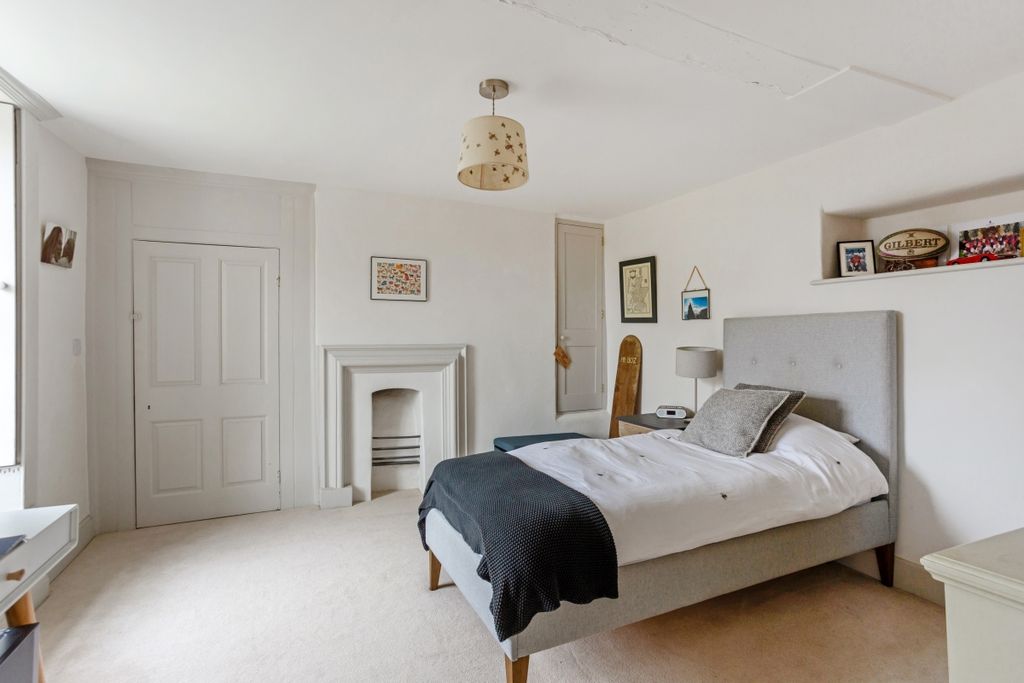 Additional image 23 of 5 bed detached house to rentMain Road, Aust, Bristol BS35