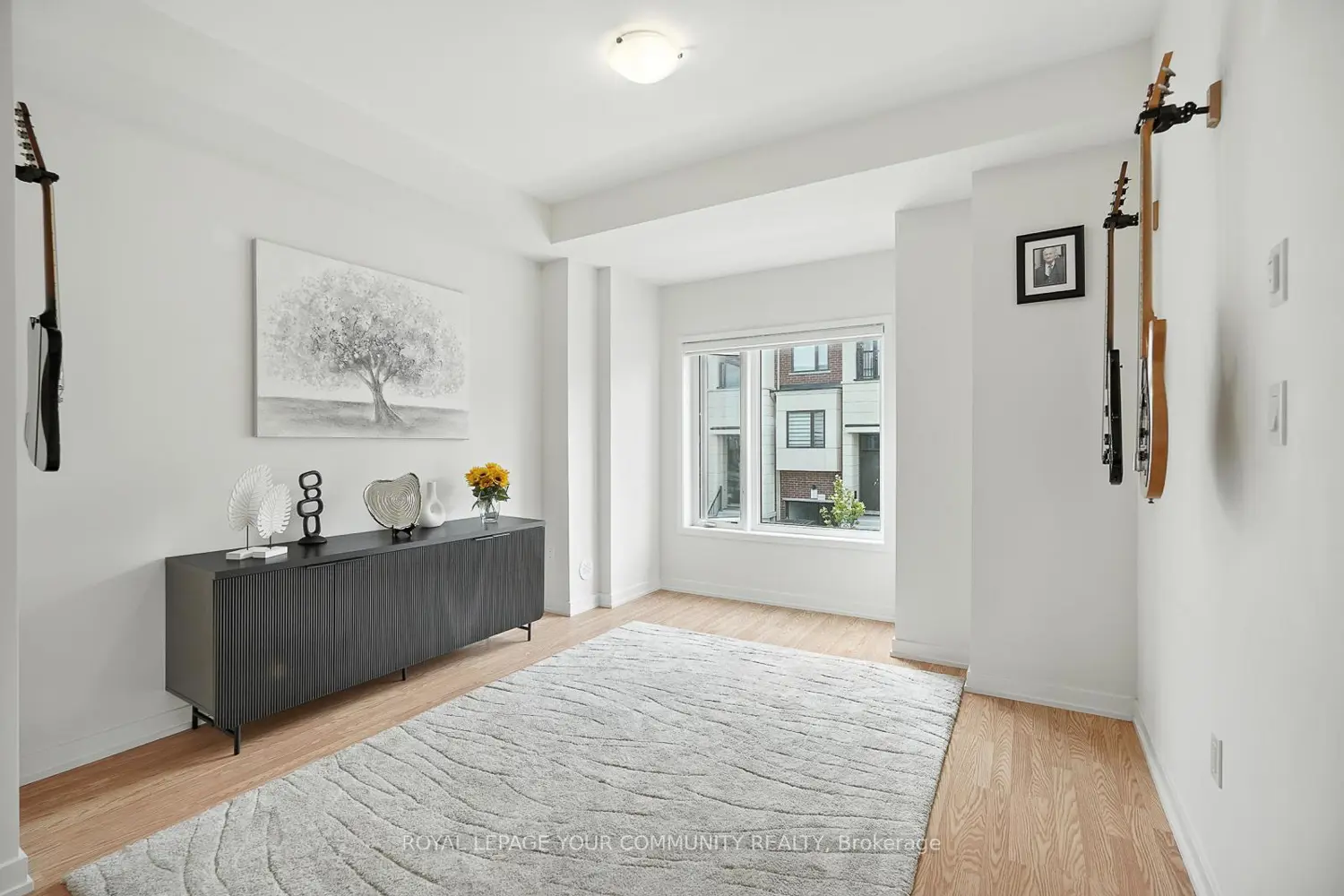 Additional image 10 of 19 Heathrow Lane