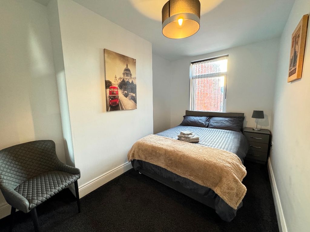 Additional image 8 of 2 bed flat to rentEast Parade, Whitley Bay NE26