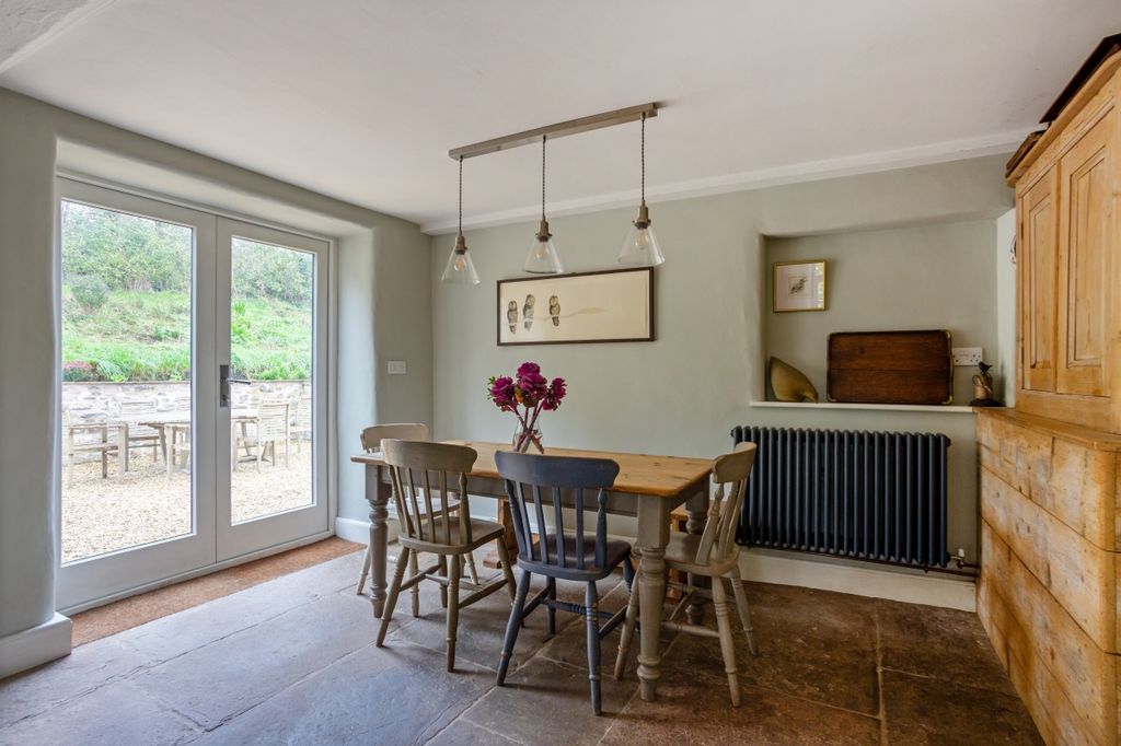 Additional image 16 of 5 bed detached house to rentMain Road, Aust, Bristol BS35