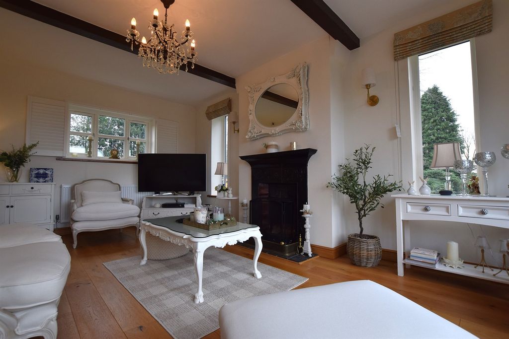 Additional image 3 of 3 bed detached house to rentAndertons Lane, Henbury, Macclesfield SK10