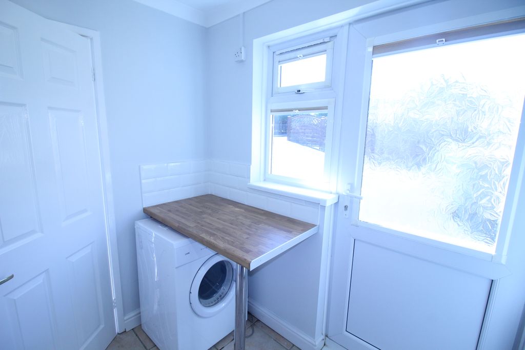 Additional image 4 of 2 bed semi-detached bungalow to rentPentre Close, Cwmbran NP44