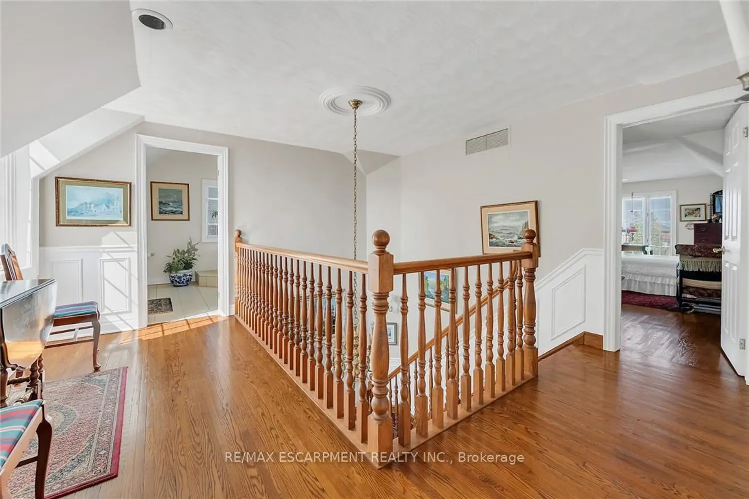 Additional image 11 of 5581 King Street