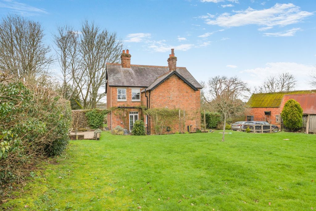 Additional image 14 of Detached house to rentHighclere Street, Highclere, Newbury, Berkshire RG20