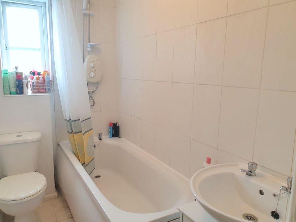 Additional image 8 of 2 bed end terrace house to rentTansey Close, Hengoed CF82