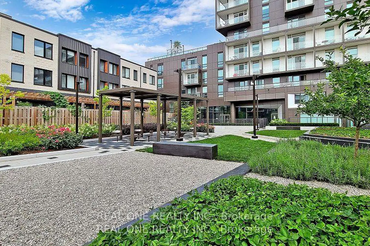 Additional image 15 of 80 Vanauley Street 303