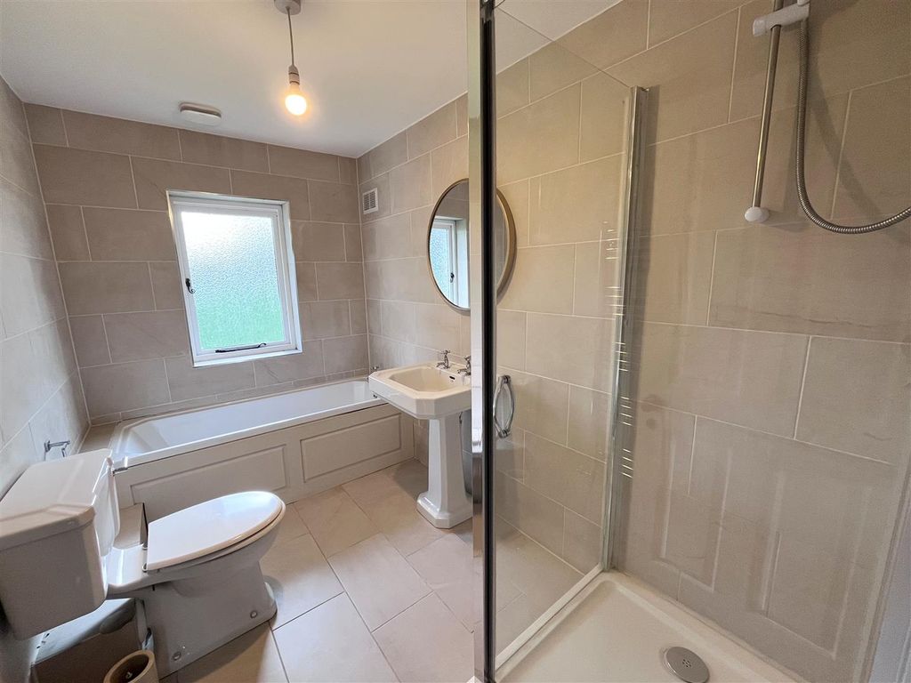Additional image 27 of 4 bed detached house to rentChelford Road, Henbury, Macclesfield SK10