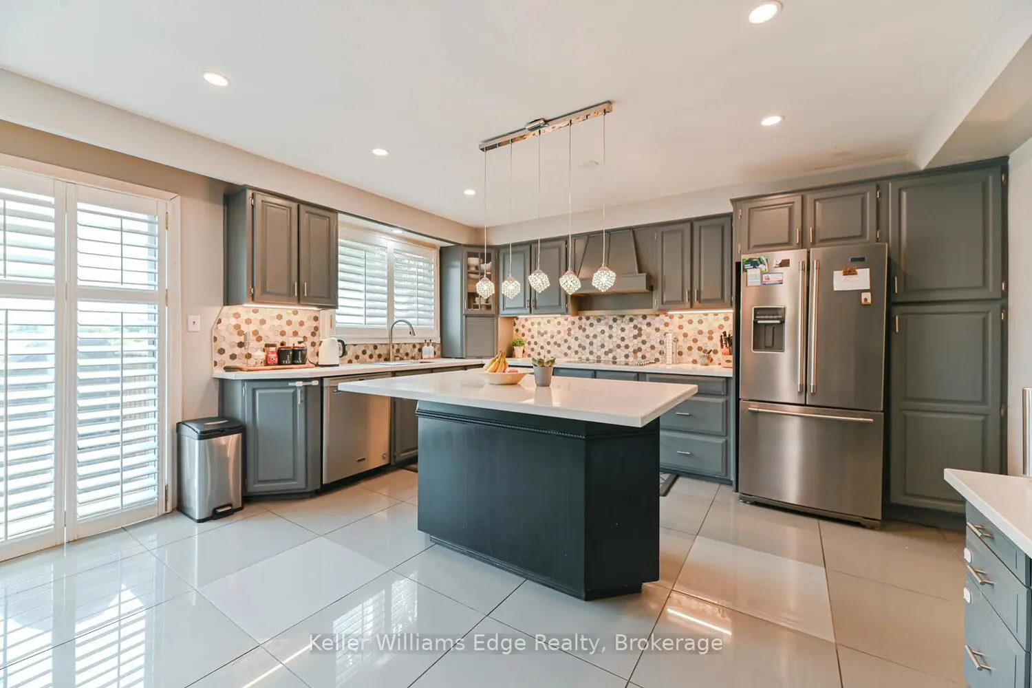 Additional image 8 of 282 Book Road